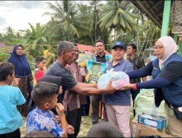 Baca juga : UNUSA Support Pemulihan Korban Bencana di Aceh, Bantu Kesehatan hingga Asupan Gizi Masyarakat