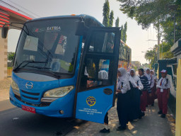 Lima Armada Bus Sekolah di Kota Kediri Dikerahkan  