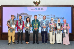 Promosikan Produk UMKM kepada Mahasiswa dari 43 Negara