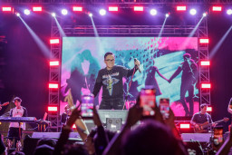 Nyanyikan Bareng Lagu Favorit Mbak Wali 'Hampa'