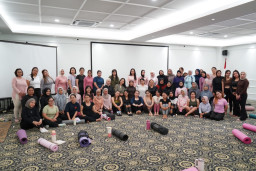 Kolaborasi Mahalaya The Legacy dengan Savaya Flow Gelar Candlelight Yoga