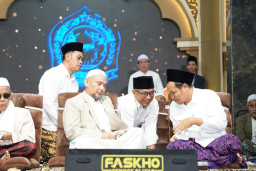 Baca juga : Gus Qowim :  Mohon Doa Masyayikh untuk Kesejahteraan Masyarakat Kota Kediri