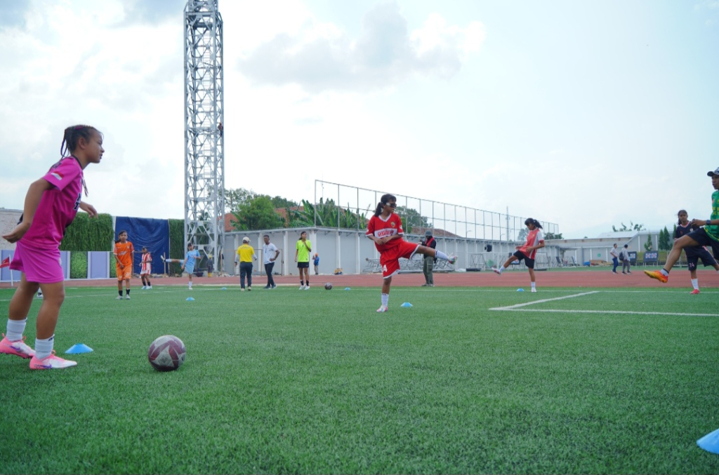 Tim All-Stars Surabaya melaksanakan Official Training di Supersoccer Arena, Rendeng, Kudus, Senin (22/6/2026). FOTO/ist