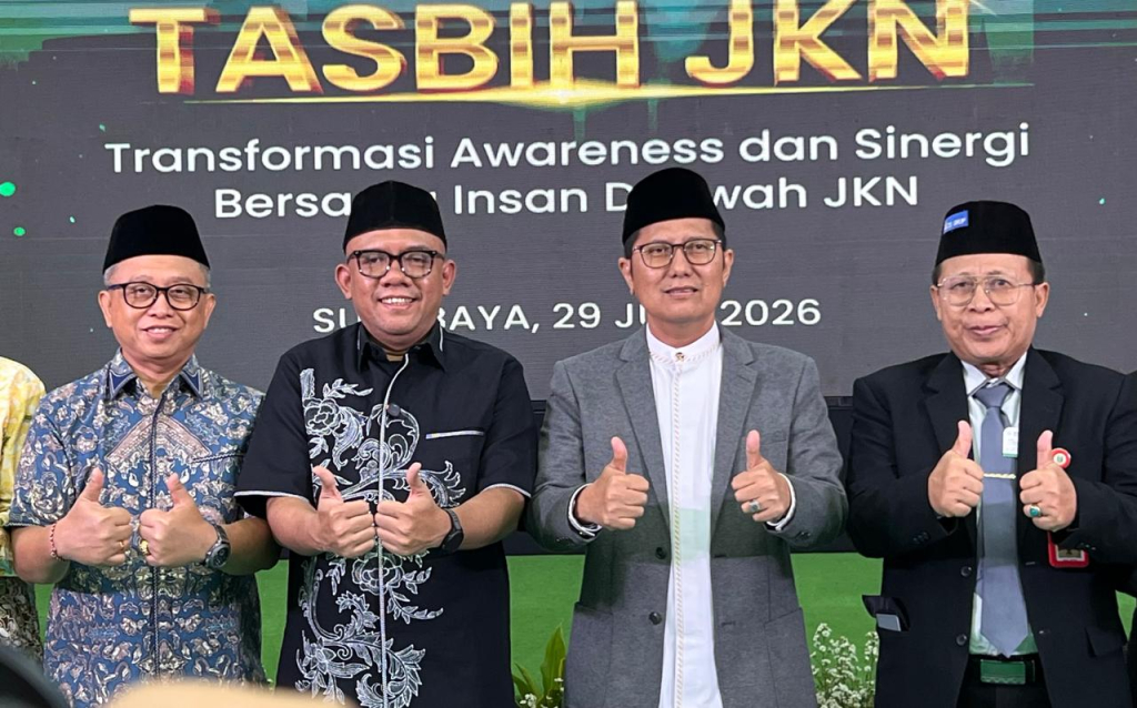 Wakil Ketua MUI sekaligus Ketua Dewan Pengawas Syariah BPJS Kesehatan, Dr. H. M. Cholil Nafis, Lc., M.A (dua kanan) dan Direktur Kepesertaan BPJS Kesehatan, Akmal Budi Yulianto (dua kiri) saat launching program Tasbih JKN, Senin (29/6/2026).
