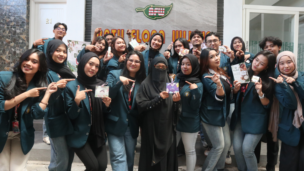 Salah satu UMKM yang didampingi KKN-T 54 SIGAP UMKM FIA UB adalah Batu Flora Wijaya yang berada di Bumiaji, kec. Bumiaji, Kota Batu, produsen sabun herbal dengan merek Yukafi Mazida. (dok/harianduta.id)