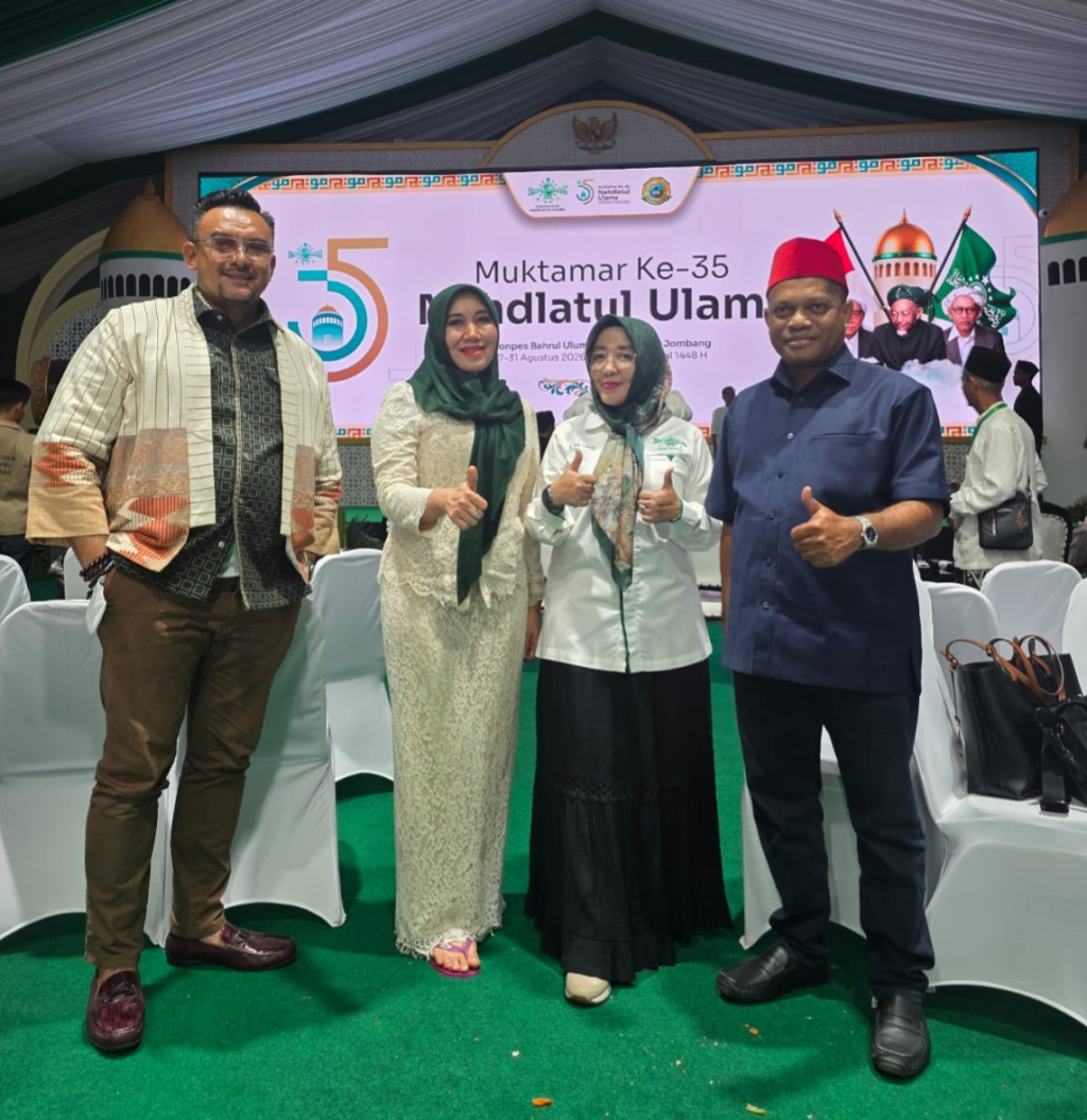 Anggota DPD RI Kaukus Nahdliyin menyambangi Posko Energi Milenial untuk Indonesia (EMILIA) yang diinisiasi Ning Lia kolaborasi dengan Forkom Jurnalis Nahdliyin (FJN) selama Muktamar ke-35 NU