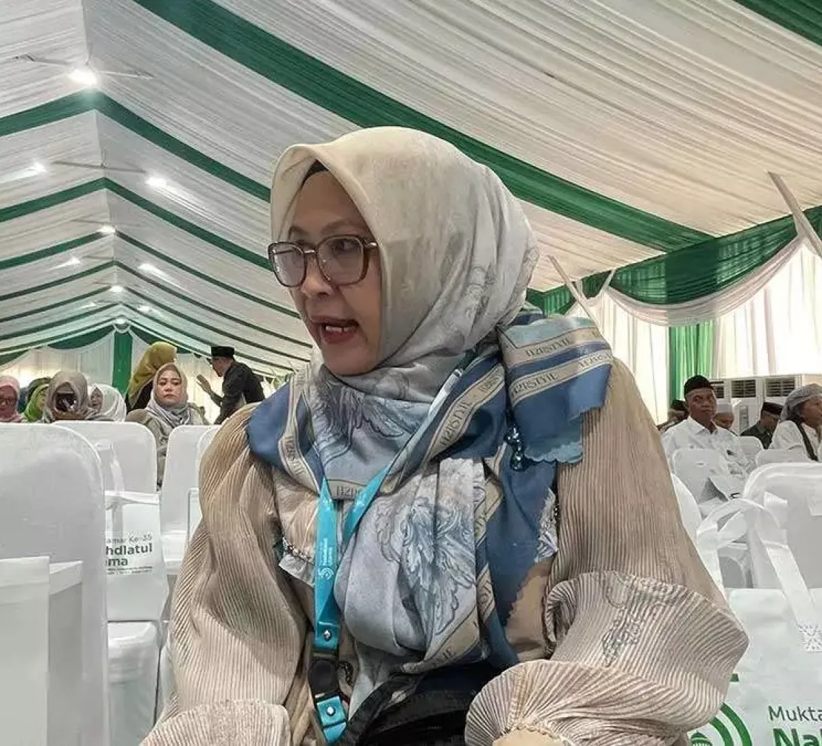 Bendahara Umum Yayasan Bahrul Ulum Lathifah Hidayati