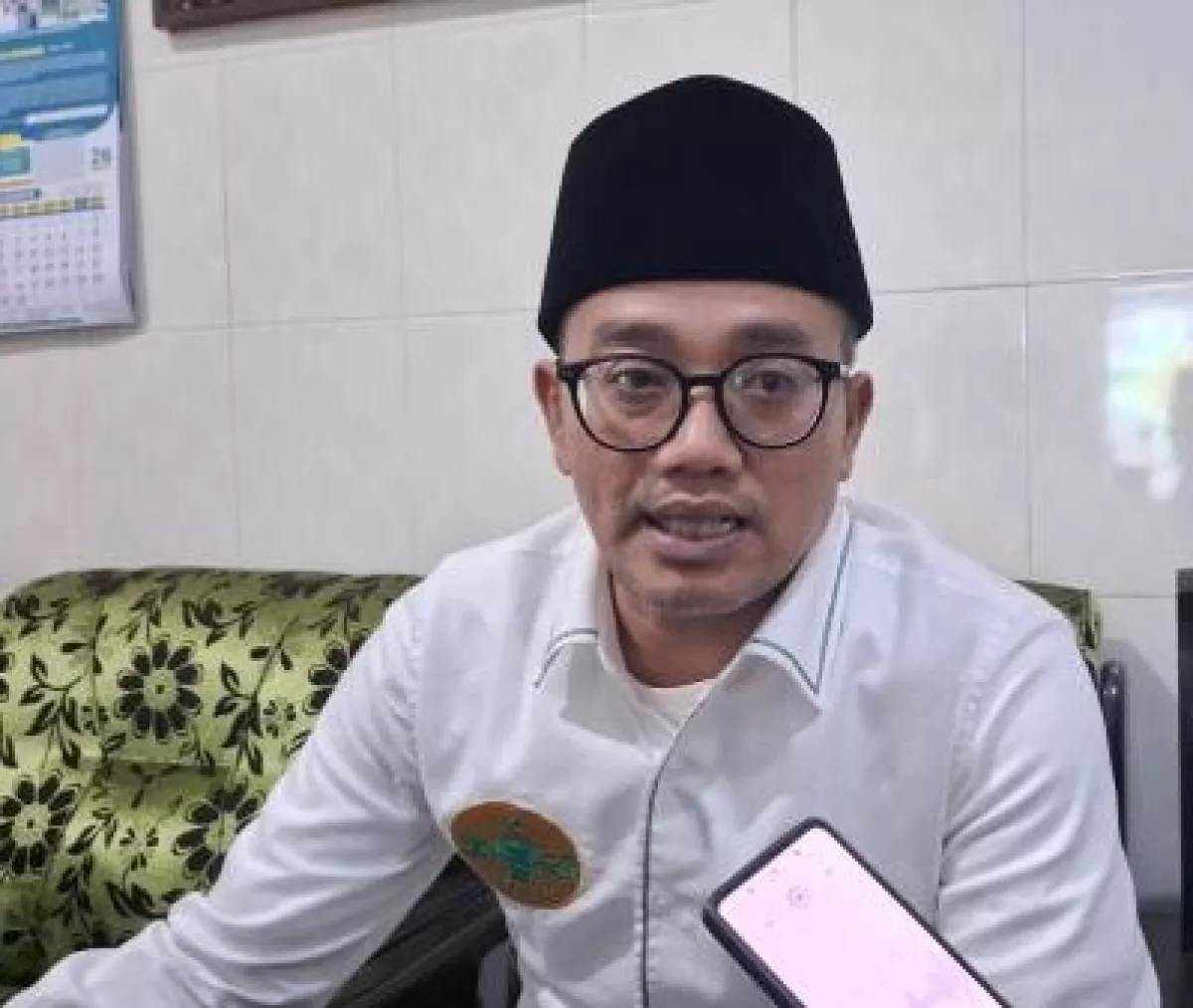 Pengasuh Pondok Pesantren Mamba'ul Ma'arif Denanyar Jombang, KH Abdussalam Shohib