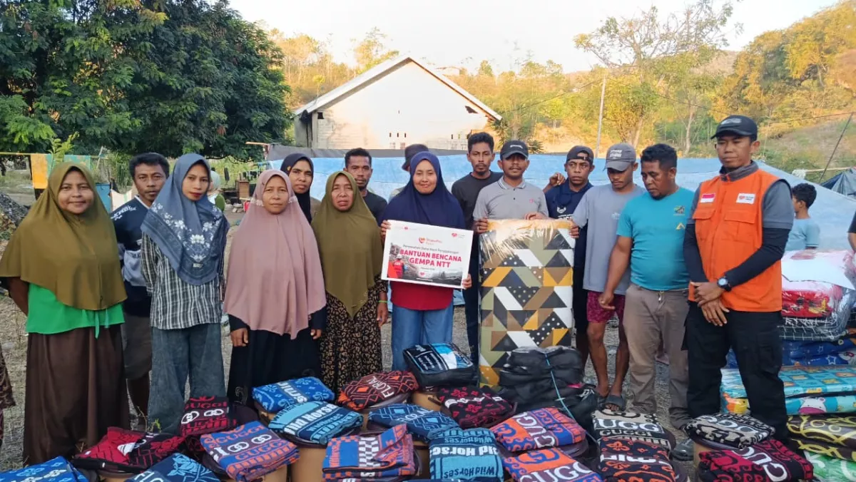 Salurkan Bantuan Penyintas Gempa di Manggarai Timur