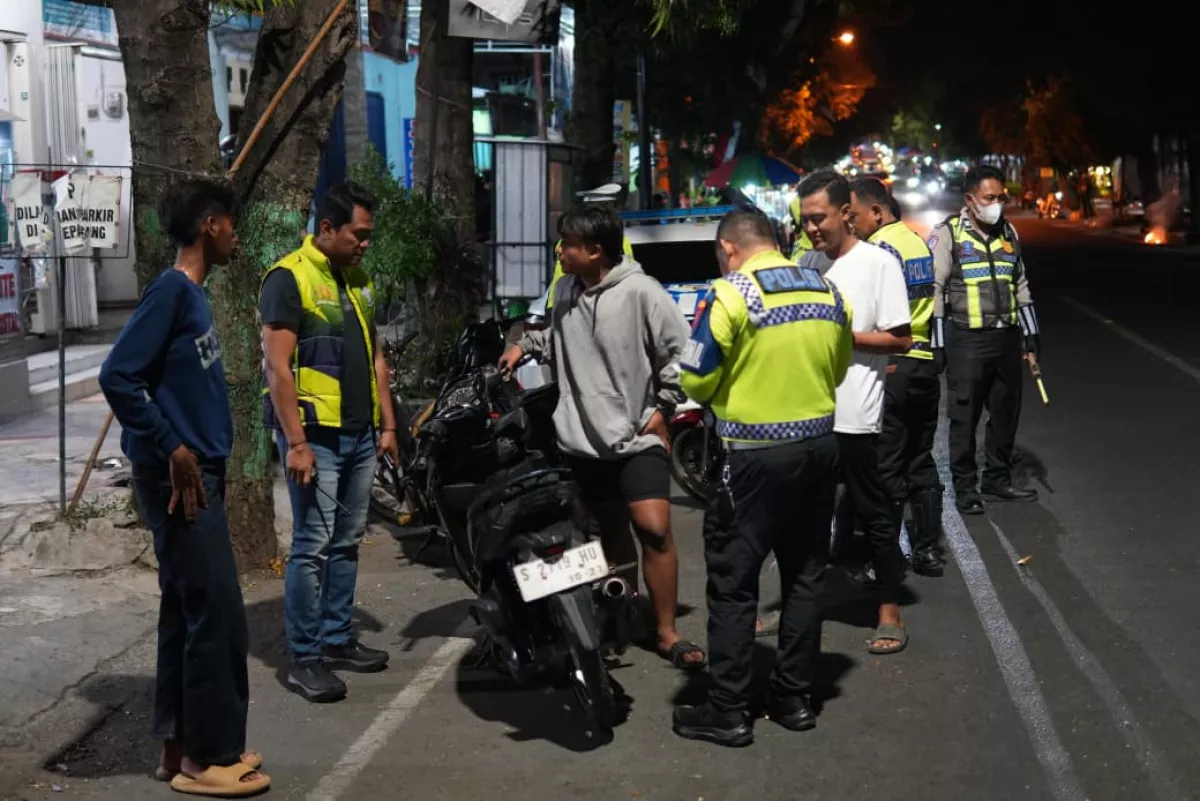 Satlantas Polresta Tuban Tilang 42 Penggendara Roda Dua